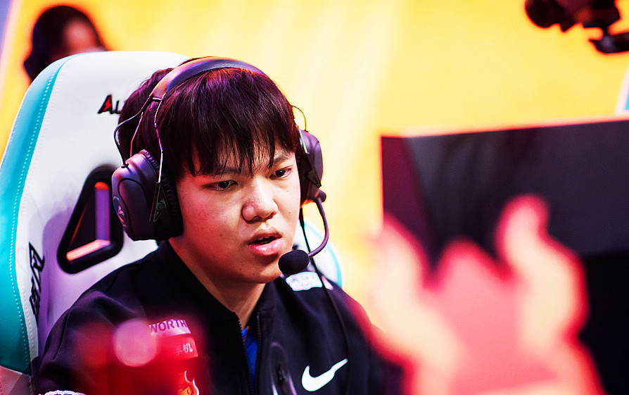 关于Doinb在美国队比赛中重返赛场，领先优势明显引发热议！的信息九游最新版本下载